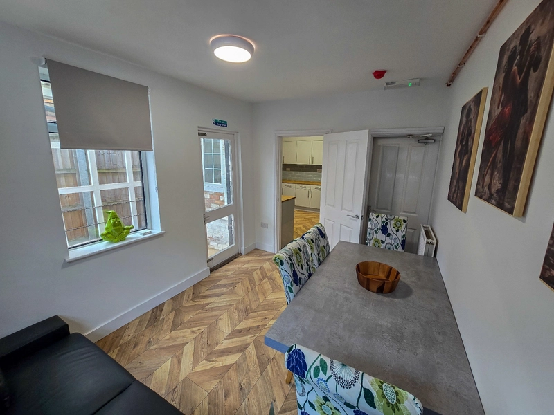 Sherwin Grove, 5-Bed Ensuite Student Home NG7 2EZ - Thumbnail 20